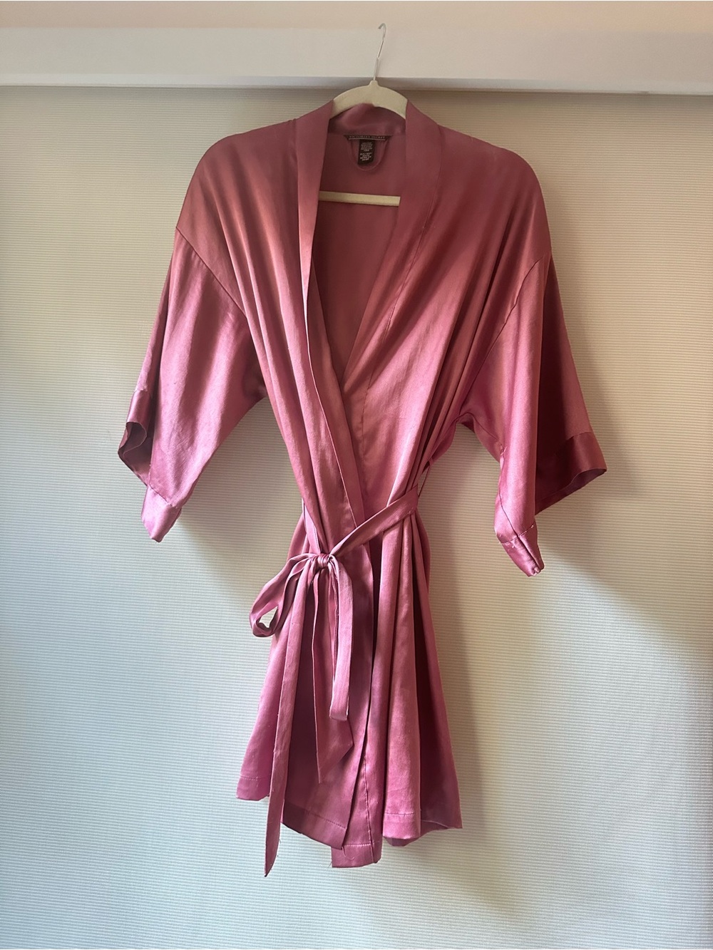 Victoria's Secret Dusty Rose Satin-Feel Kimono Robe